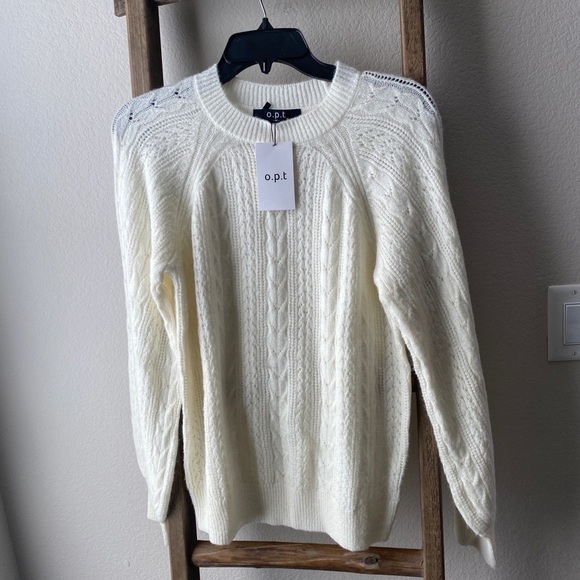 NWT - O.P.T. White knit sweater - size med - Picture 4 of 10